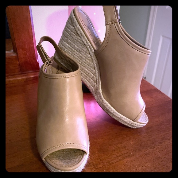 COPY - RUFF HEWEN wedge sandals! BRAND NEW! - Picture 1 of 3